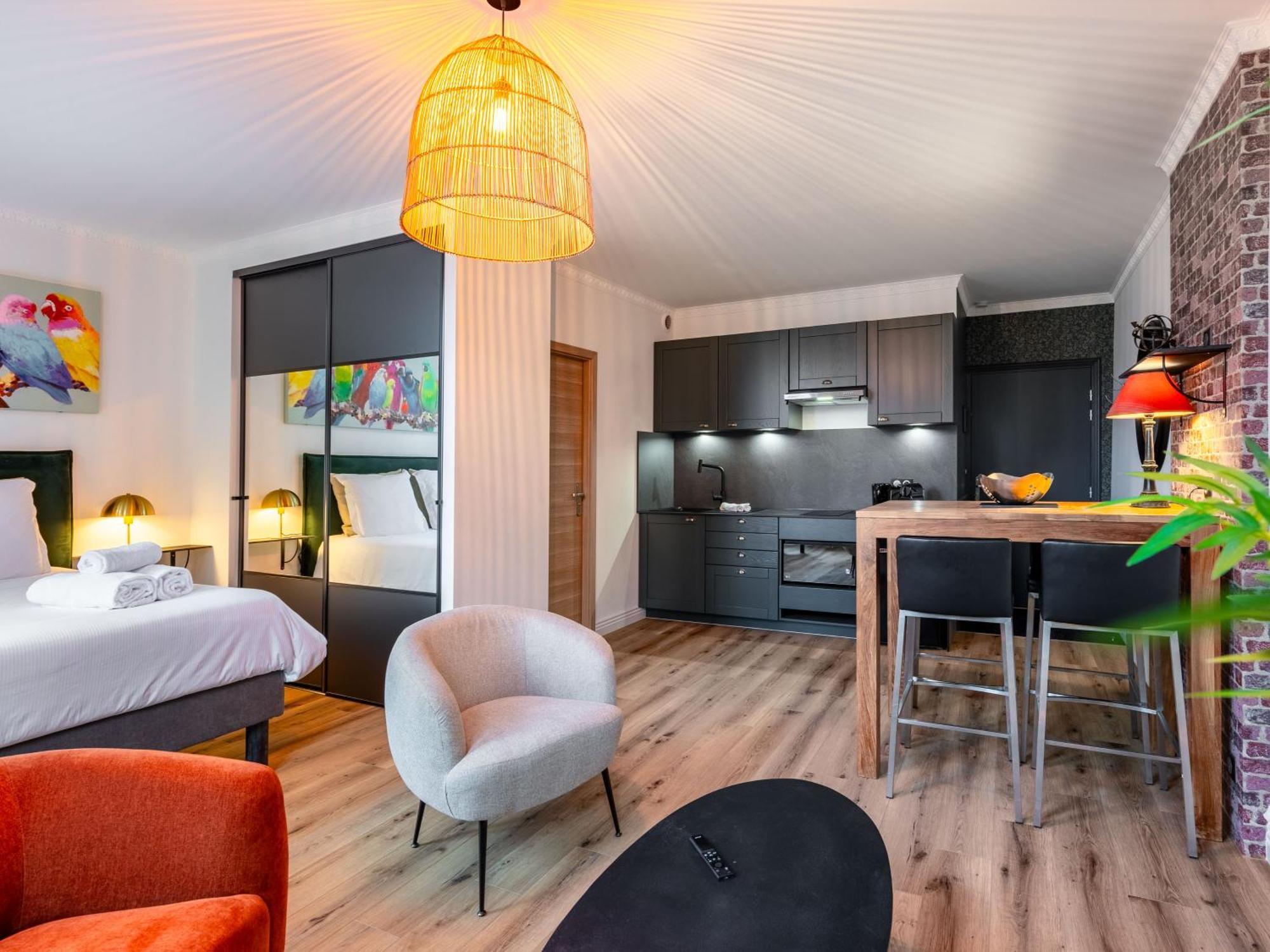 Le Relais Ducal - Appartements D'Hotes Vieille Ville น็องซี ภายนอก รูปภาพ